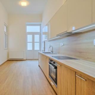 Pronájem bytu 1+1 56 m² Český Brod