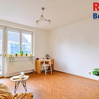 Pronájem bytu 2+1 50 m² Český Brod, Kounická