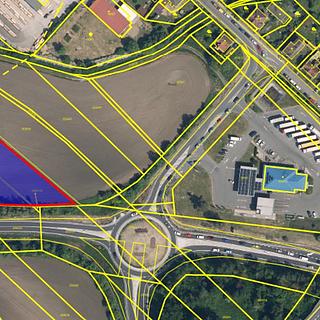 Prodej komerčního pozemku 4 201 m² Mnichovo Hradiště