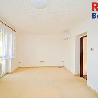 Prodej bytu 3+1 68 m² Český Brod, Rokycanova