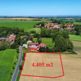 Prodej stavební parcely 4 405 m² Bečváry Horní Jelčany