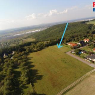 Prodej stavební parcely 1 850 m² Dobrovice Chloumek