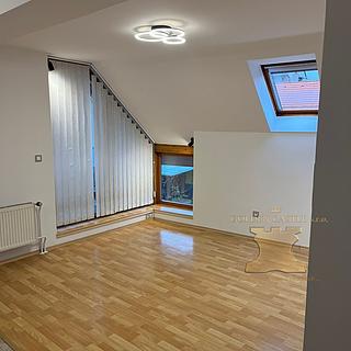 Pronájem bytu 2+1 65 m² Sedlčany