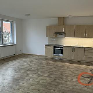 Pronájem bytu 2+kk 68 m² Vřesovice