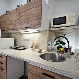 Pronájem bytu 1+kk a garsoniéry 28 m² Liberec V-Kristiánov, Stavbařů