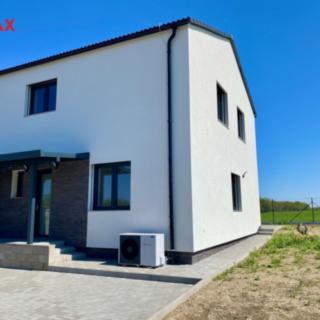 Pronájem rodinného domu, 123m²