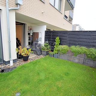 Pronájem bytu 1+kk, garsoniery 34 m² Praha