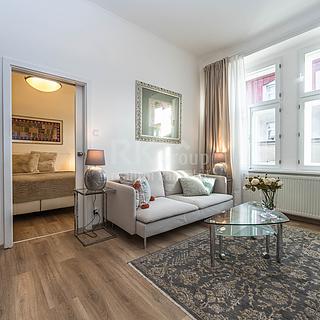 Pronájem bytu 2+1 74 m² Praha
