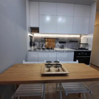 Pronájem bytu 1+kk a garsoniéry 20 m² Praha Radlice, Peroutkova