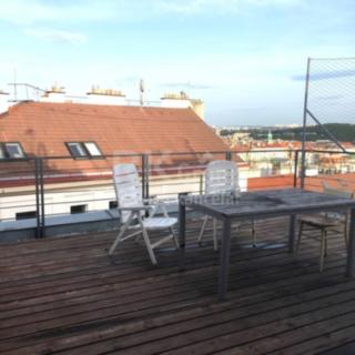 Pronájem bytu 2+kk 45 m² Praha Vršovice, Voroněžská