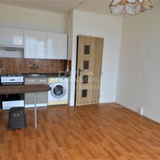 Pronájem bytu 1+kk, garsoniery 28 m² Praha