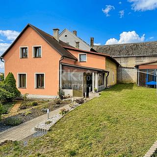 Prodej rodinného domu 186 m&sup2; Bezdružice