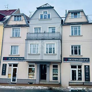 Pronájem bytu 2+1 68 m² Mariánské Lázně, Hlavní třída