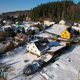Prodej rodinného domu 220 m² Valy, Zelená