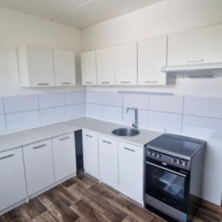 Pronájem bytu 3+1 74 m² Kadaň, Bystřická