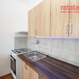 Pronájem bytu 1+1 36 m² Chomutov, Karla Buriana