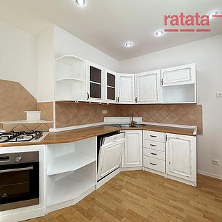 Pronájem bytu 4+1 88 m² Chomutov, Hutnická