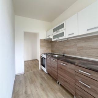 Pronájem bytu 2+1 63 m² Chomutov