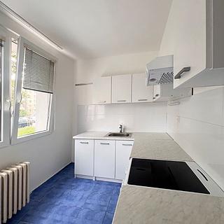 Pronájem bytu 2+1 59 m² Chomutov, Dřínovská