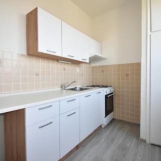 Pronájem bytu 2+1 50 m² Chomutov