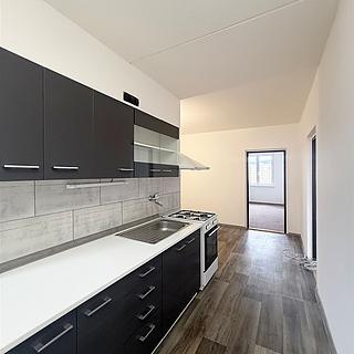 Pronájem bytu 2+1 60 m² Jirkov, Studentská