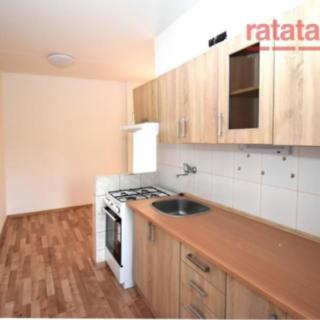 Pronájem bytu 2+1 60 m² Chomutov, Zahradní