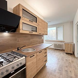 Pronájem bytu 2+1 63 m² Chomutov, Jirkovská