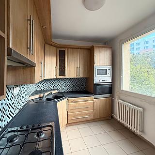 Pronájem bytu 2+1 62 m² Chomutov, Dřínovská