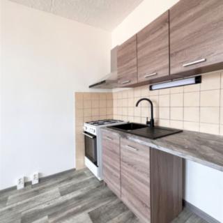 Pronájem bytu 1+1 35 m² Chomutov