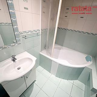 Pronájem bytu 2+1 59 m² Chomutov, Dřínovská