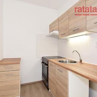 Pronájem bytu 2+kk 40 m² Most, Komořanská