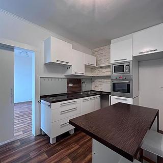 Pronájem bytu 1+1 36 m² Chomutov, 17. listopadu