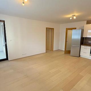 Pronájem bytu 2+kk 51 m&sup2; Praha