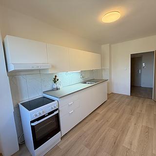 Pronájem bytu 1+1 41 m&sup2; Úštěk