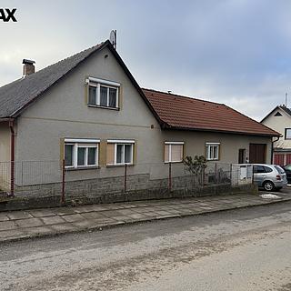 Prodej rodinného domu 114 m&sup2; Božejov