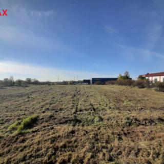 Prodej komerčního pozemku 5 166 m² Telnice