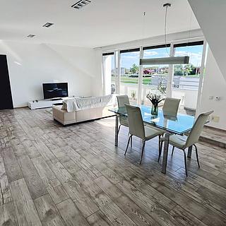 Prodej bytu 4+kk 119 m² Pelhřimov, Dolnokubínská