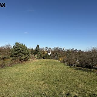 Prodej stavební parcely 2 142 m² Třebíč Nové Město