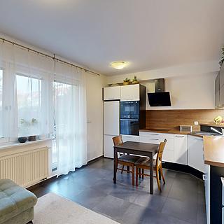 Prodej bytu 3+kk 87 m² Tišnov