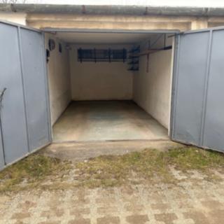 Prodej garáže 16 m² Brno Lesná, Třískalova