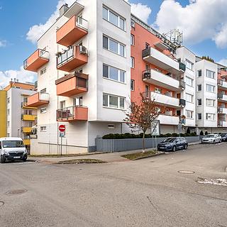 Prodej bytu 4+kk 75 m² Brno, Hvozdecká
