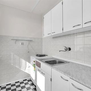 Pronájem bytu 1+kk, garsoniery 33 m&sup2; Hradec Králové