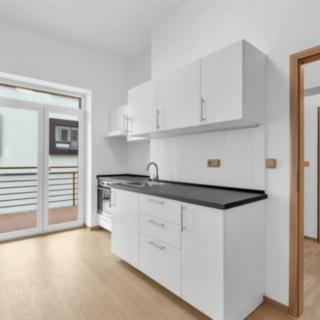 Pronájem bytu 2+1 54 m² Hradec Králové Pražské Předměstí, Gočárova třída