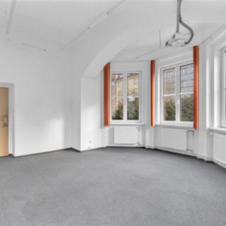 Pronájem kanceláře 104 m² Hradec Králové, Střelecká