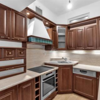 Pronájem bytu 3+kk 100 m² Hradec Králové, Mánesova