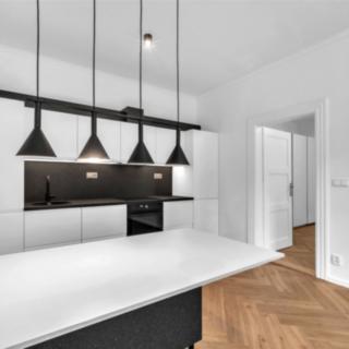 Pronájem bytu 2+kk 46 m² Hradec Králové