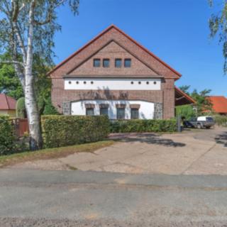 Pronájem skladu 413 m² Hradec Králové