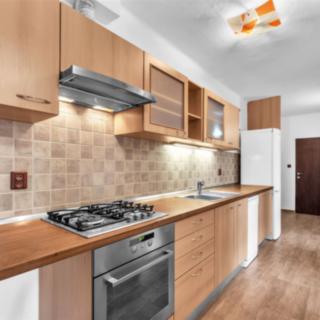 Pronájem bytu 3+1 62 m² Pardubice Zelené Předměstí, náměstí Dukelských hrdinů