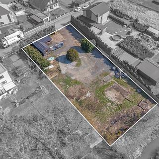 Prodej stavební parcely 1476 m&sup2; Hradec Králové