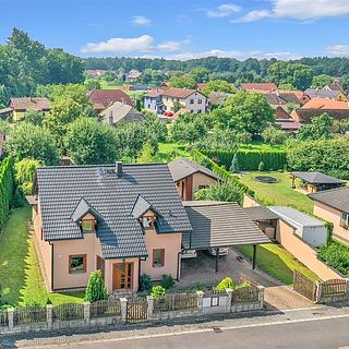 Prodej rodinného domu, 165m²